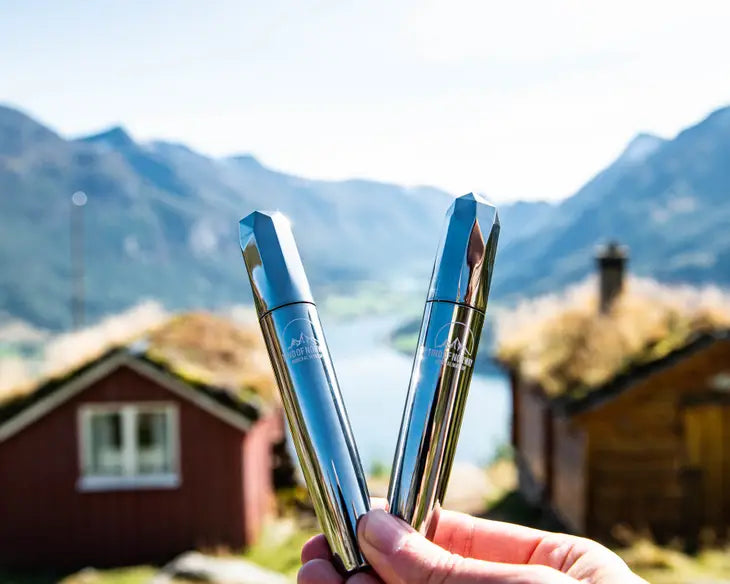 BERGEN waterproof volume mascara fra Tind of Norway i fargen sort