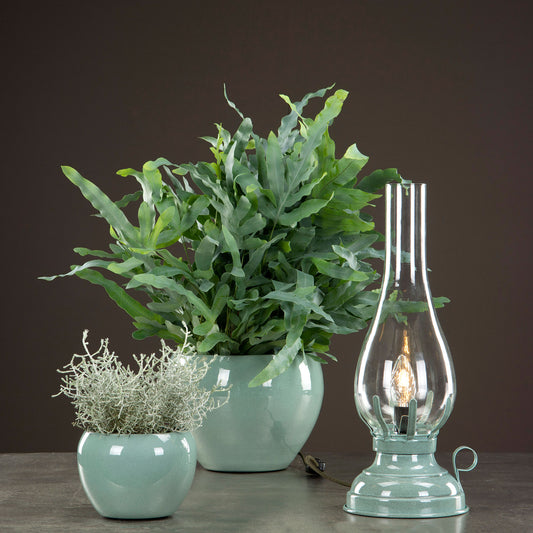 A lot el-bordlampe/"oljelampe"